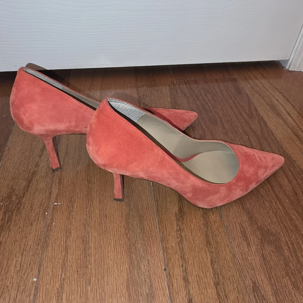Ann Taylor Mila Red Suede Pumps - Picture 9 of 13